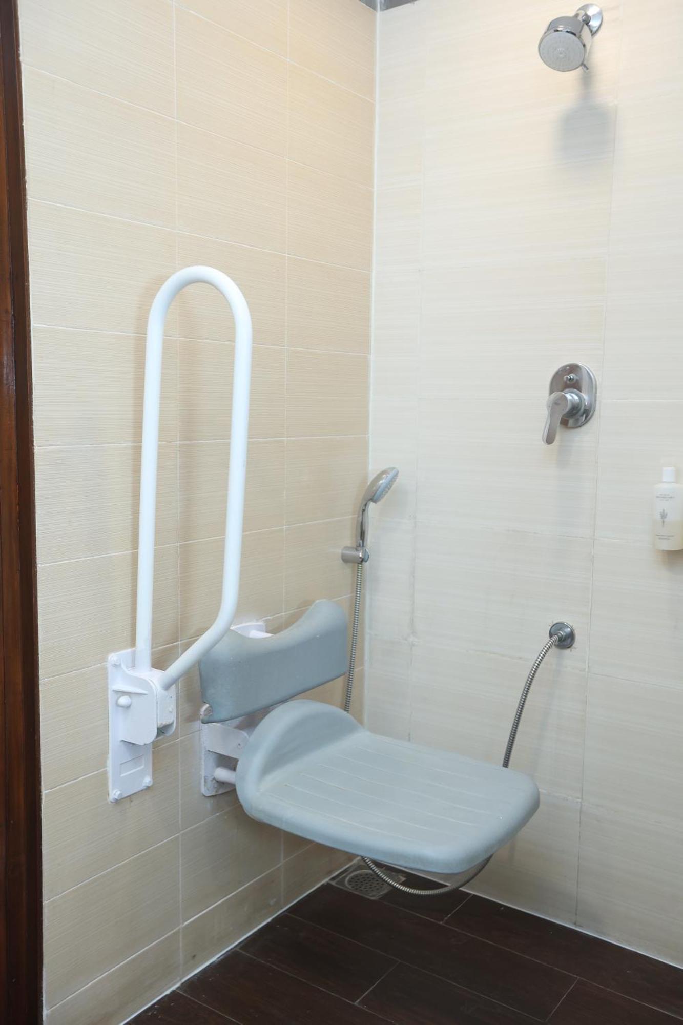 Hotel Hilton Garden New Delhi/saket 4*