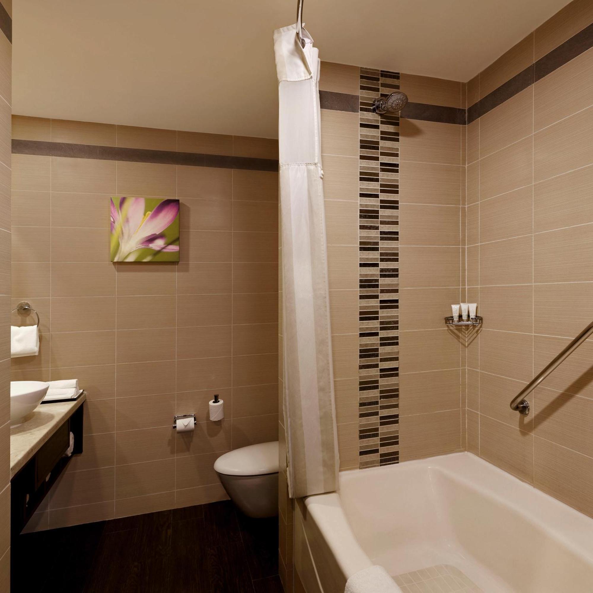 Hilton Garden New Delhi/saket Hotel 4*