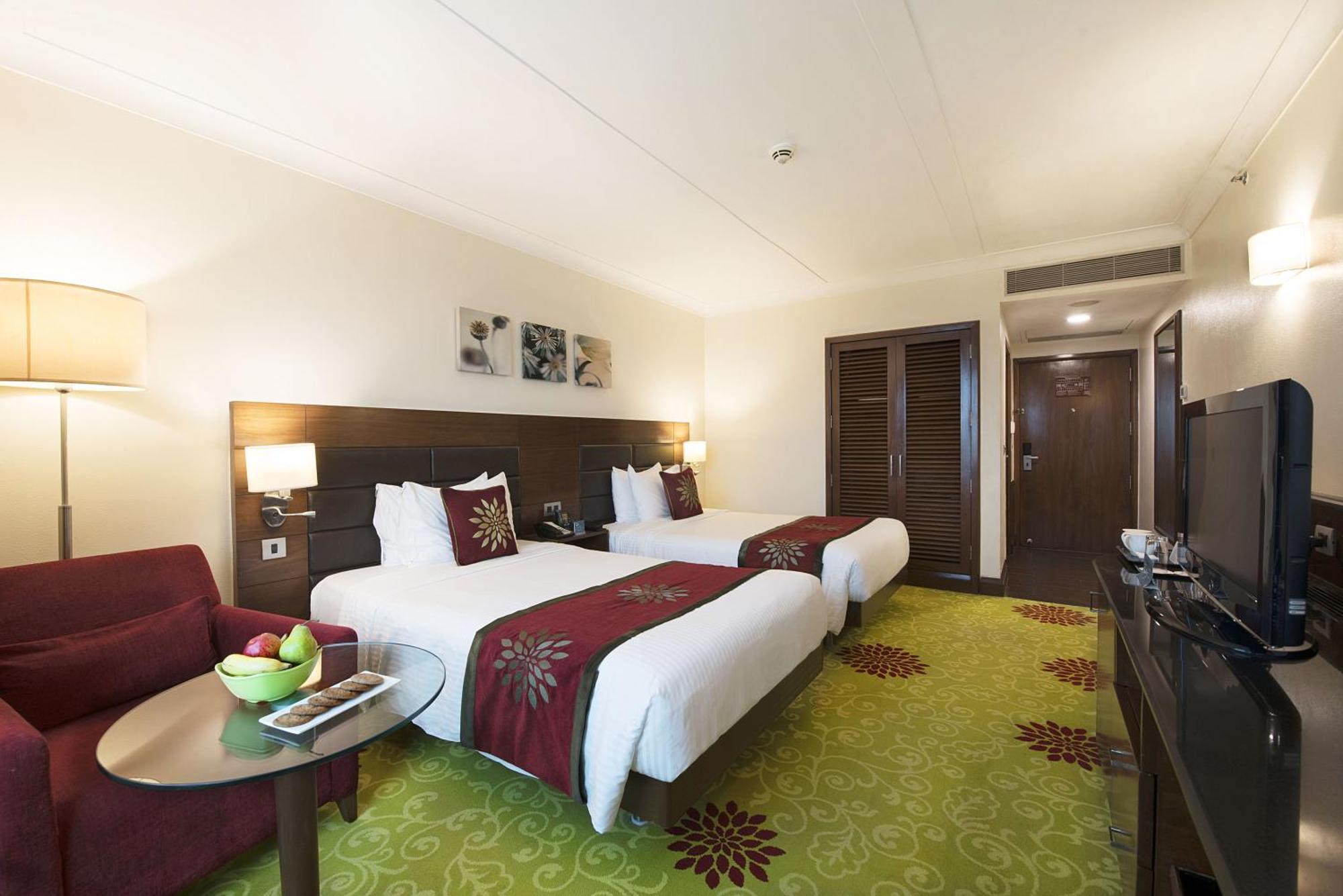 Hotel Hilton Garden New Delhi/saket 4*
