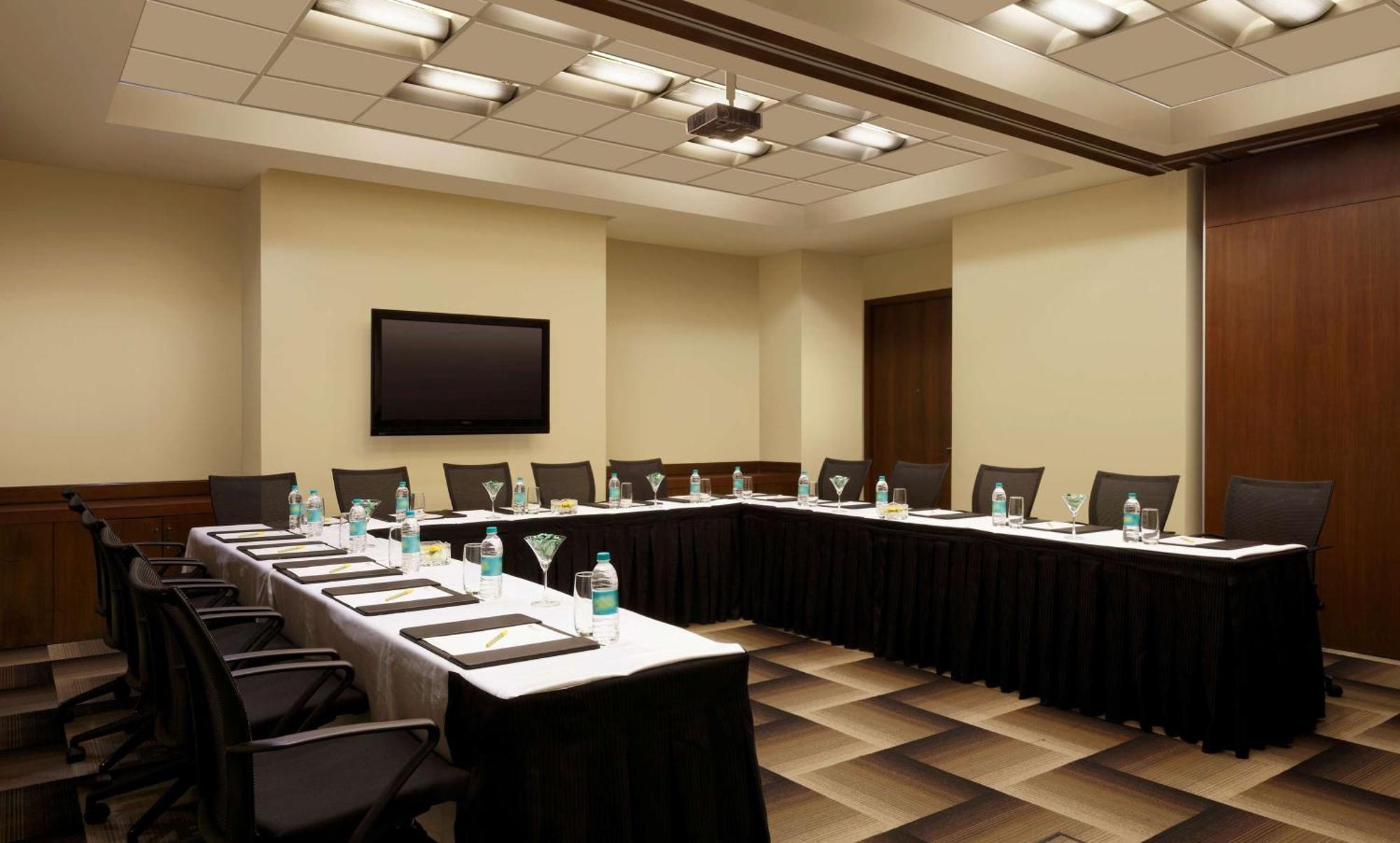 Hilton Garden New Delhi/saket Hotel 4*