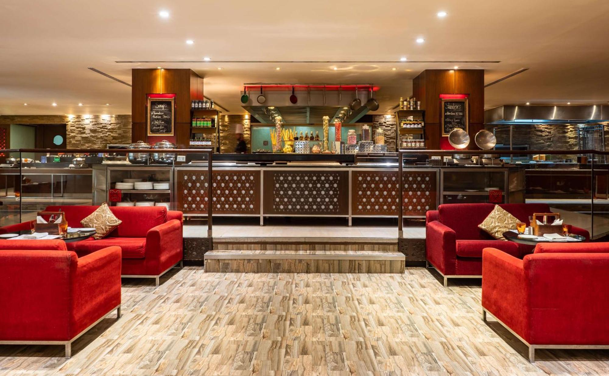 Hilton Garden New Delhi/saket 4*